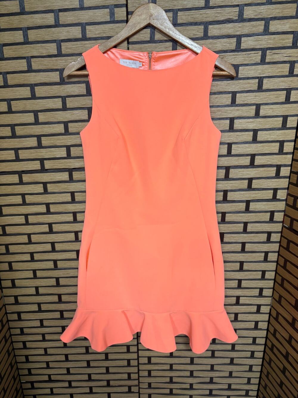 Ted Baker Coral Dress Size XS (1)